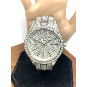 JBW Women's Watch J6346C Gemmed Swiss Quartz Silver Dial Stainless Steel 39mm
